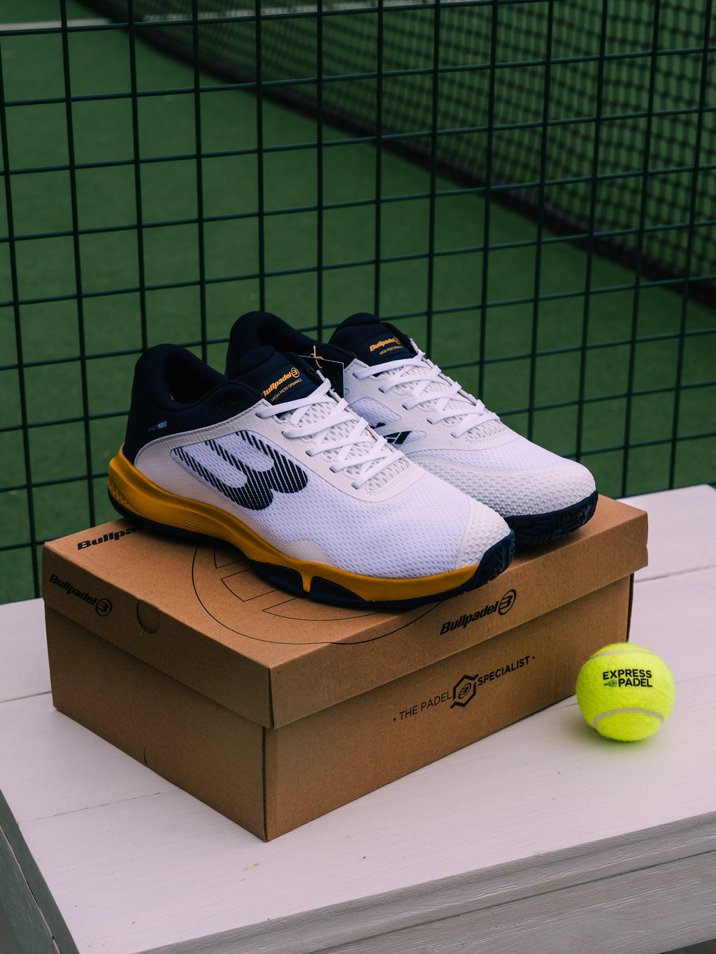 Bullpadel Hybrid Fly 25I Men's Padel Shoes - White & Orange