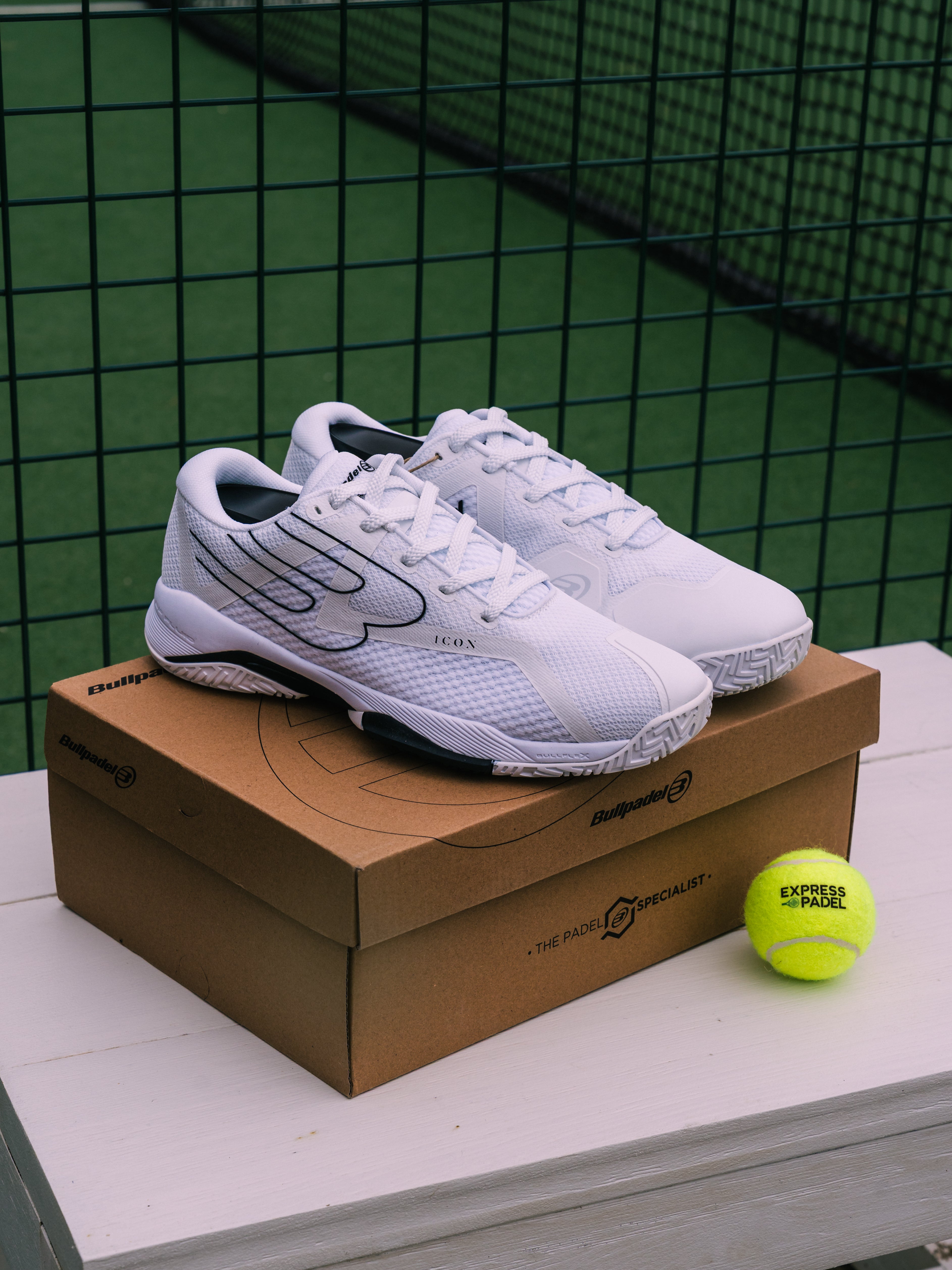 Bullpadel Icon 25I Men's Padel Shoes - White