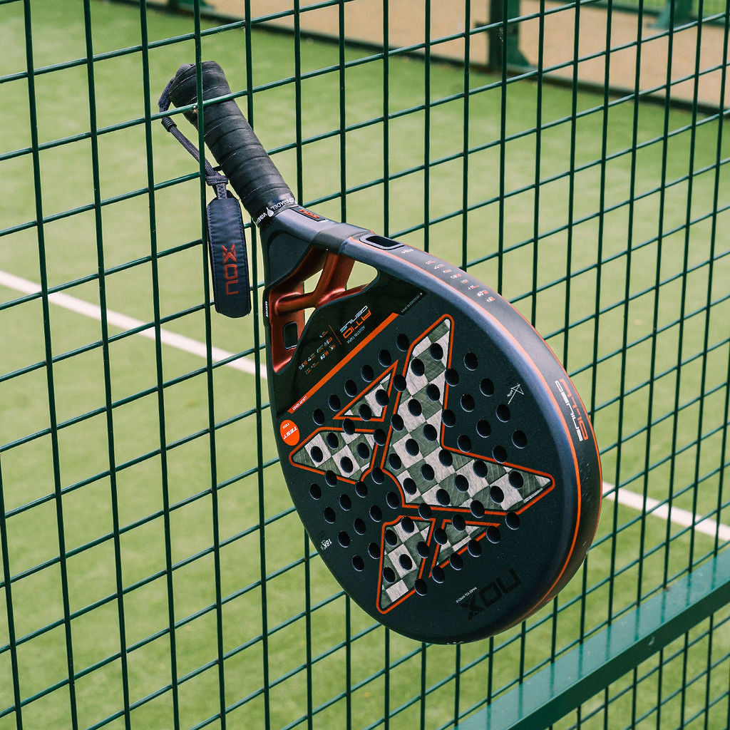 Nox パデルラケット　genius padel Nox AT Genius Attack 18K 2024 padel racket Silver | Smashinn